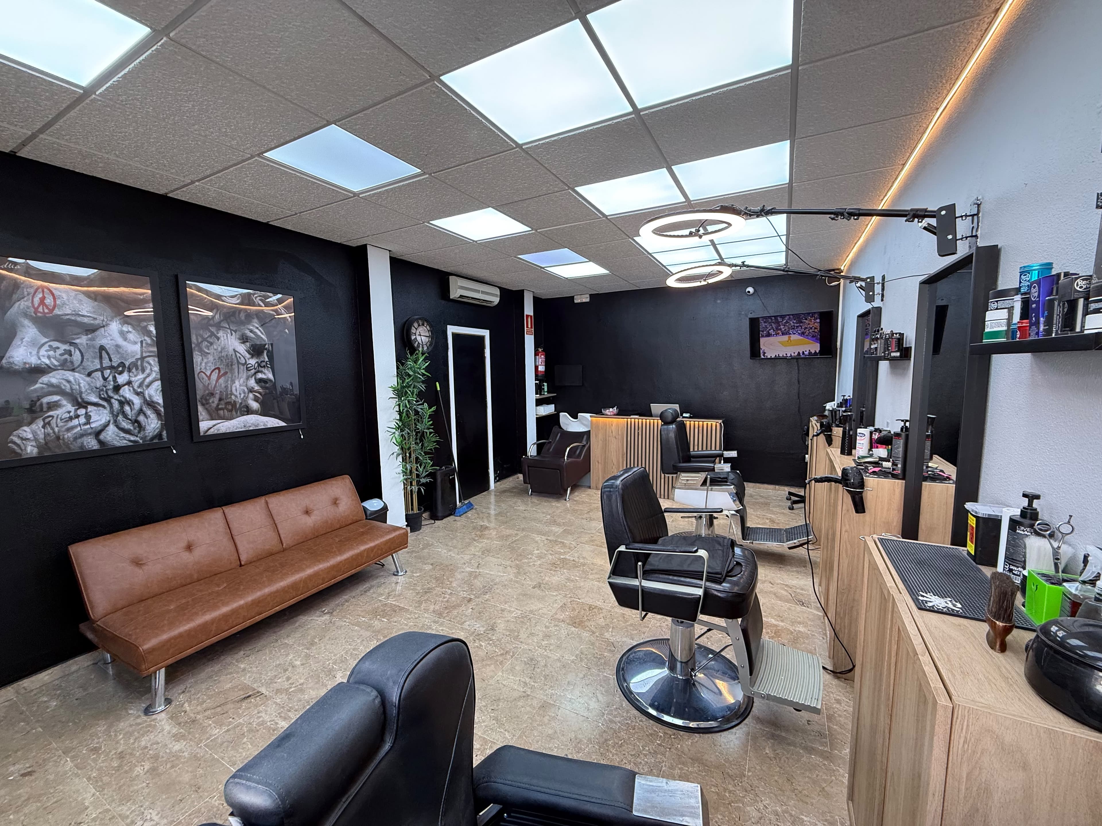 Interior de la barbería